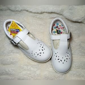 SmartFit Girls white leather shoes